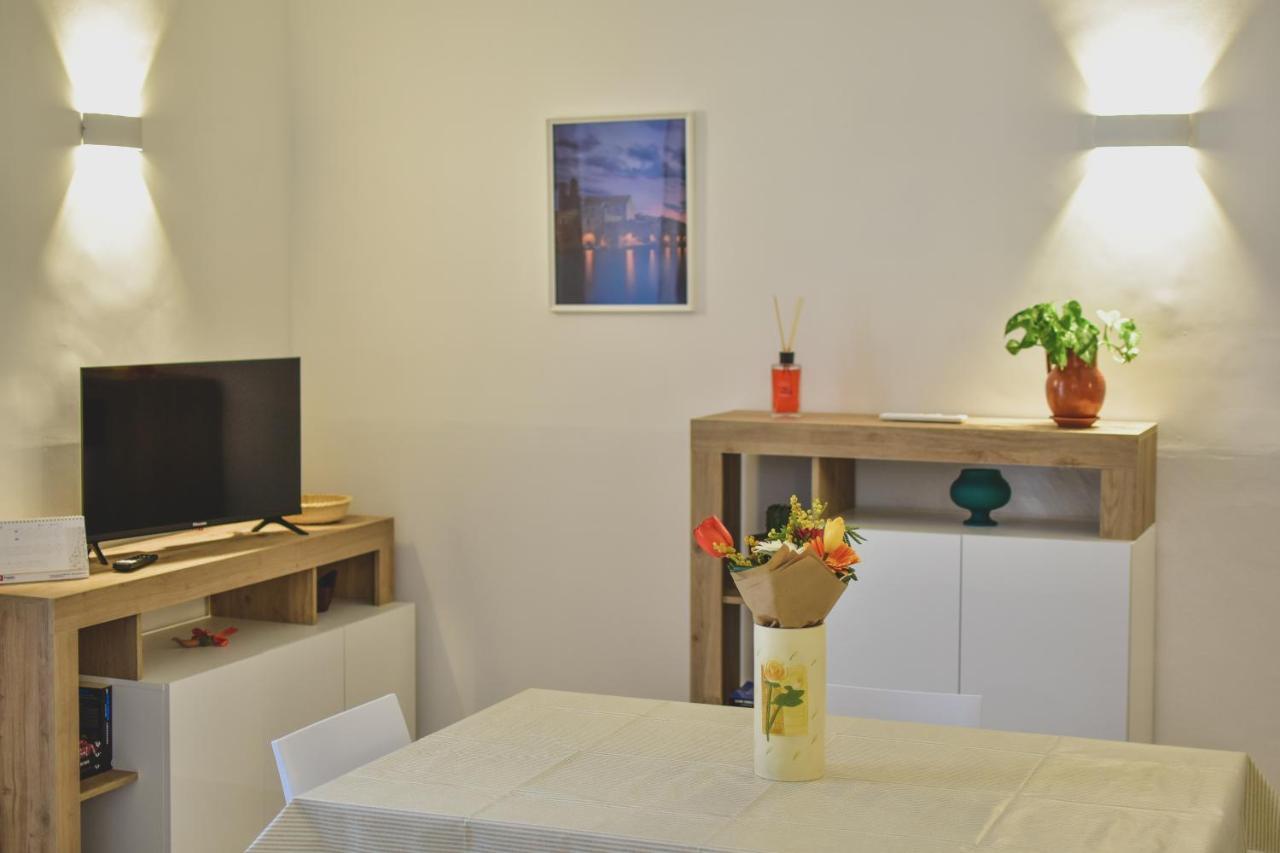 Nel Mar Casa Vacanze ジョヴィナッツォ エクステリア 写真