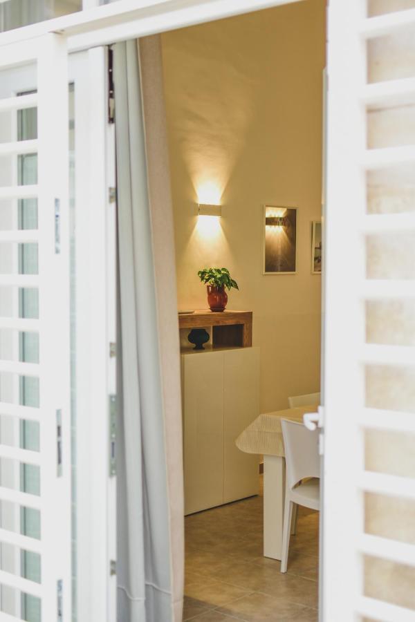 Nel Mar Casa Vacanze ジョヴィナッツォ エクステリア 写真